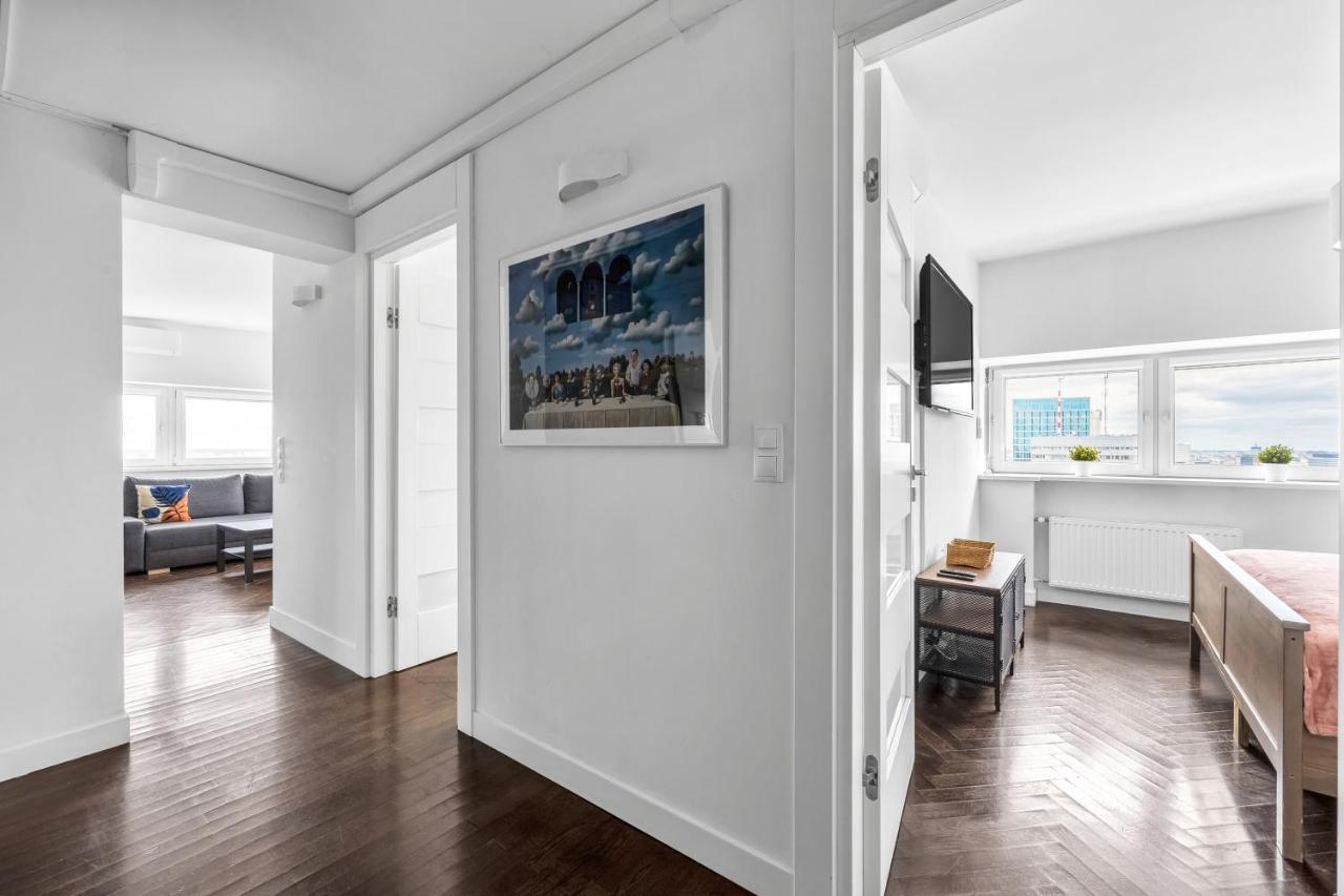 23Rd Floor 3Br Apt With Views Of Warsawa Bagian luar foto